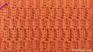 Patrón Punto Crochet Que Parece Dos Agujas: Punto Trigo a Crochet